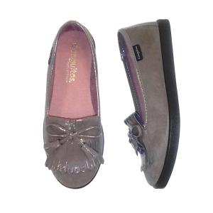 CONGUITOS_ ZAPATO MOCASIN EN TAUPE